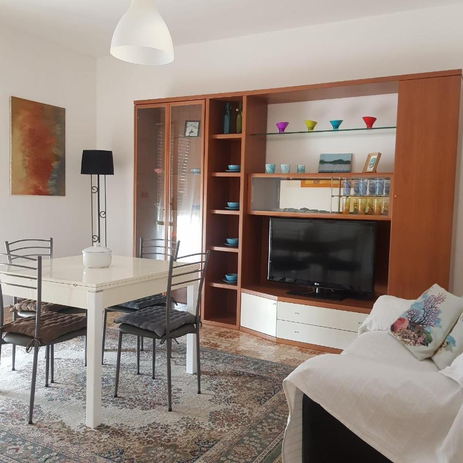 Kennedy Apartment Термоли Екстериор снимка